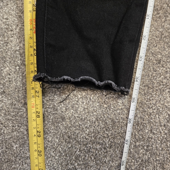 (26) Club Monaco Black Skinny Jeans - Picture 4 of 11